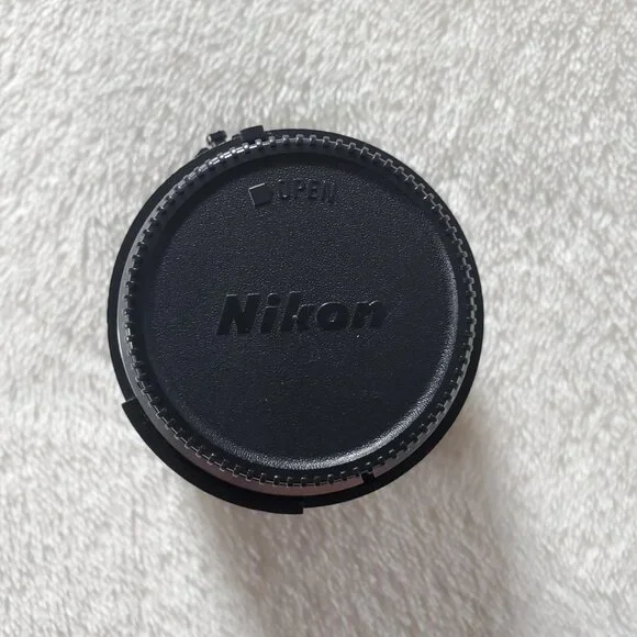 Nikon AF NIKKOR 50mm 1:1.8 Lens Vintage - Picture 5 of 9